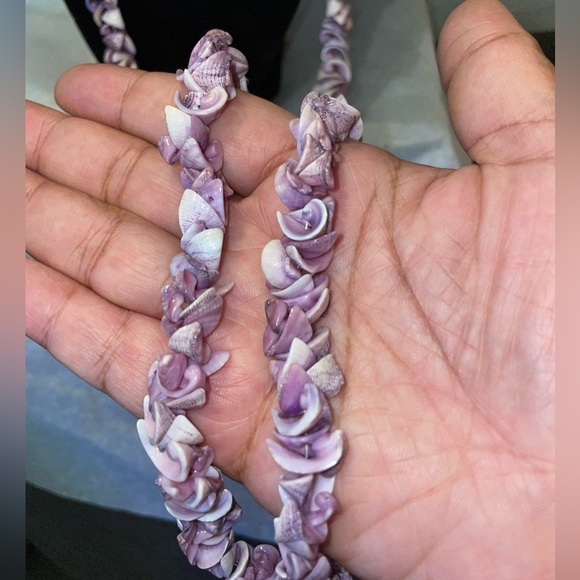 Vintage Shell Lavender Necklace adjustable length - Picture 3 of 7